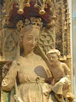 Statue, Vierge a l'Enfant (Bourgogne, v 1350-1375, pierre calcaire polychrome) (2)